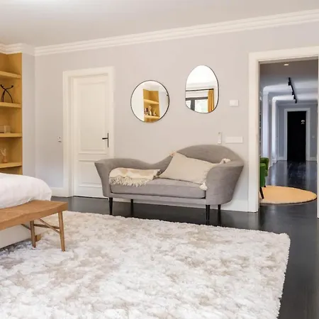 Colorful With Pool By Otyna Am Эшторил